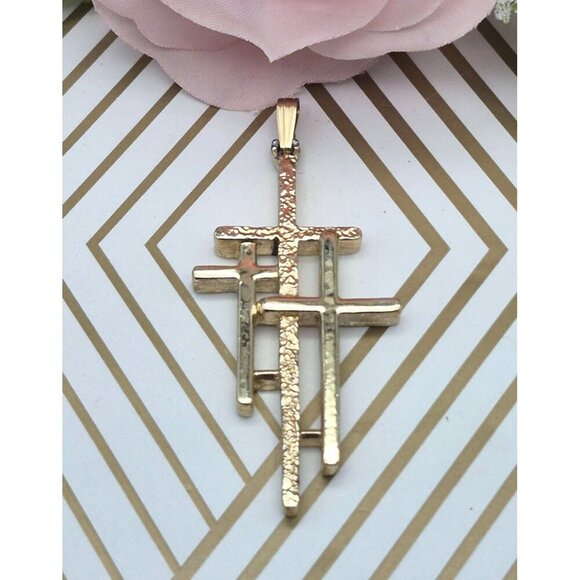 Beautiful 3 Cross 2" Pendant in Textured & Smooth Gold Tone Religious Gift - Picture 2 of 6
